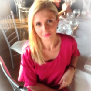 Meet your Posher, Julie